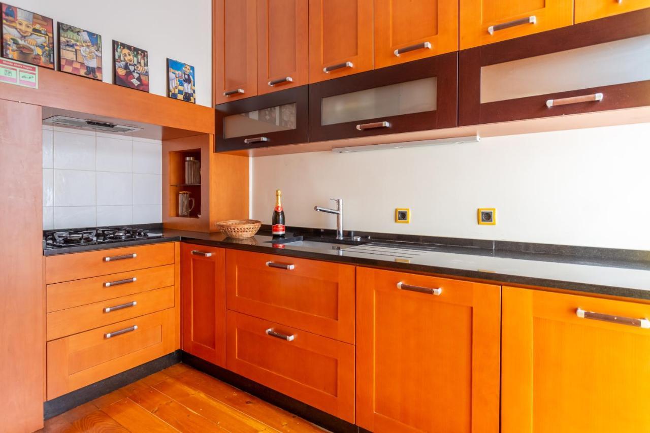 Bright 2 Bedroom Apt 100M From Av. Liberdade Лиссабон Экстерьер фото